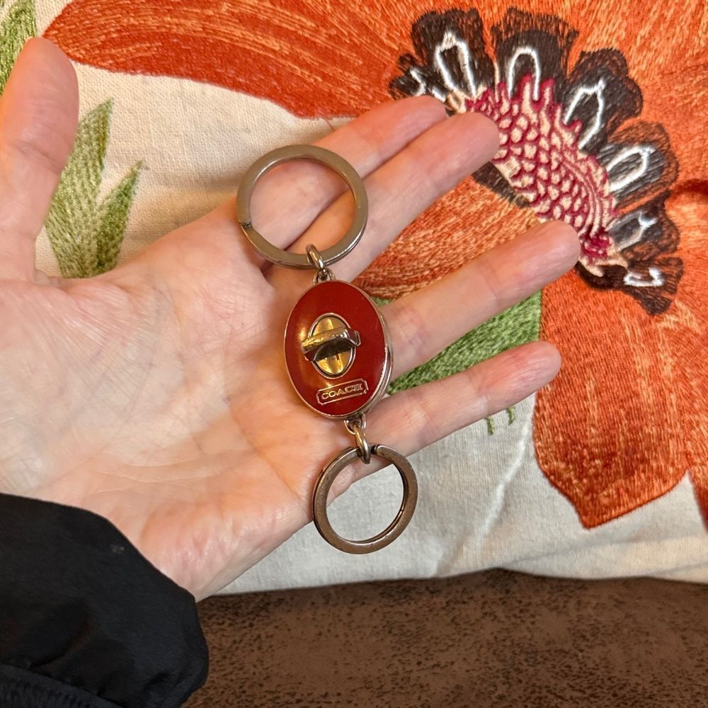 Pending bag strap extender - do not buy